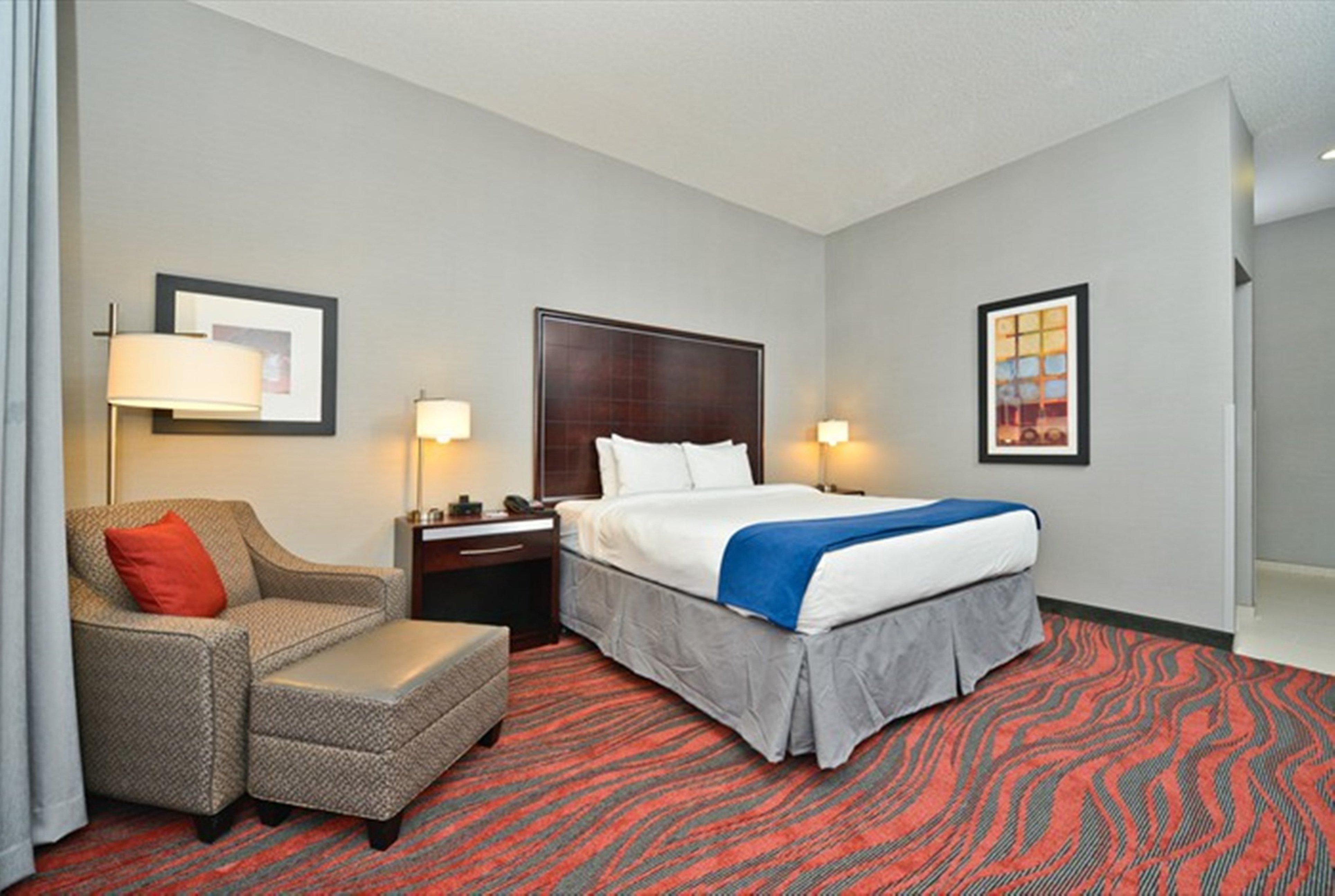 Holiday Inn Express & Suites Utica By Ihg Exteriér fotografie