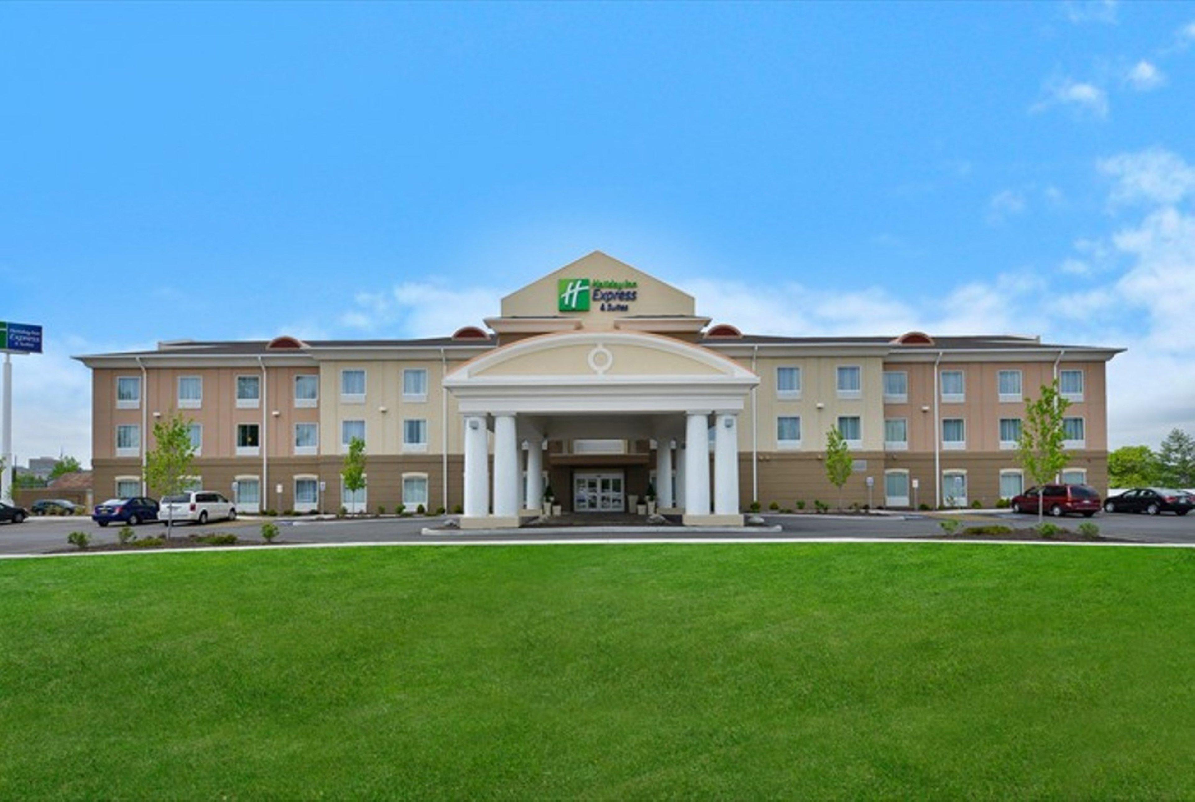 Holiday Inn Express & Suites Utica By Ihg Exteriér fotografie